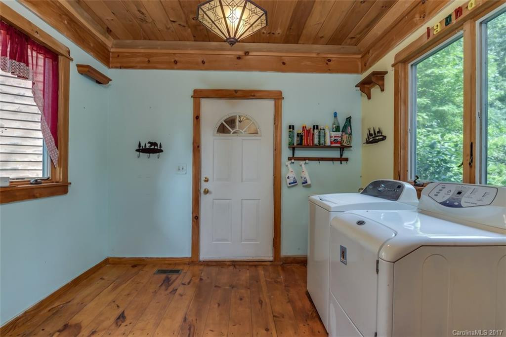 658 Moss Drive - Photo 10
