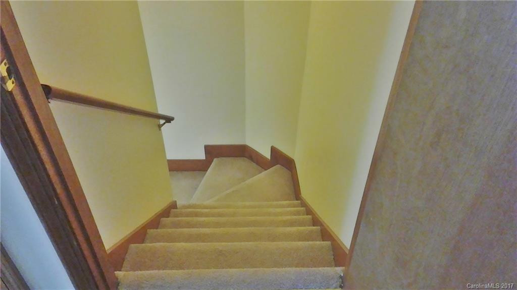 260 Laurel Park Place - Photo 16