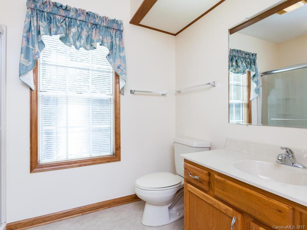 260 Laurel Park Place - Photo 18