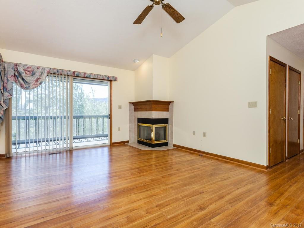 260 Laurel Park Place - Photo 3