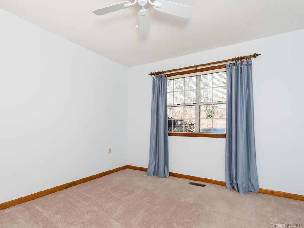 260 Laurel Park Place - Photo 9
