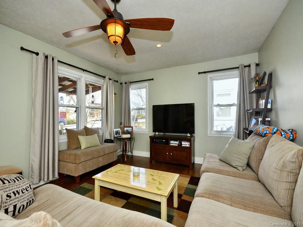 36 Princeton Drive - Photo 4