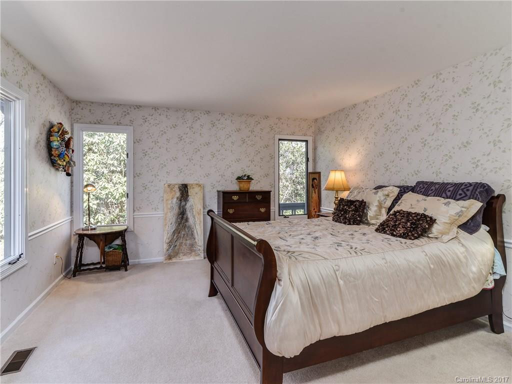 817 Greenwood Drive - Photo 14