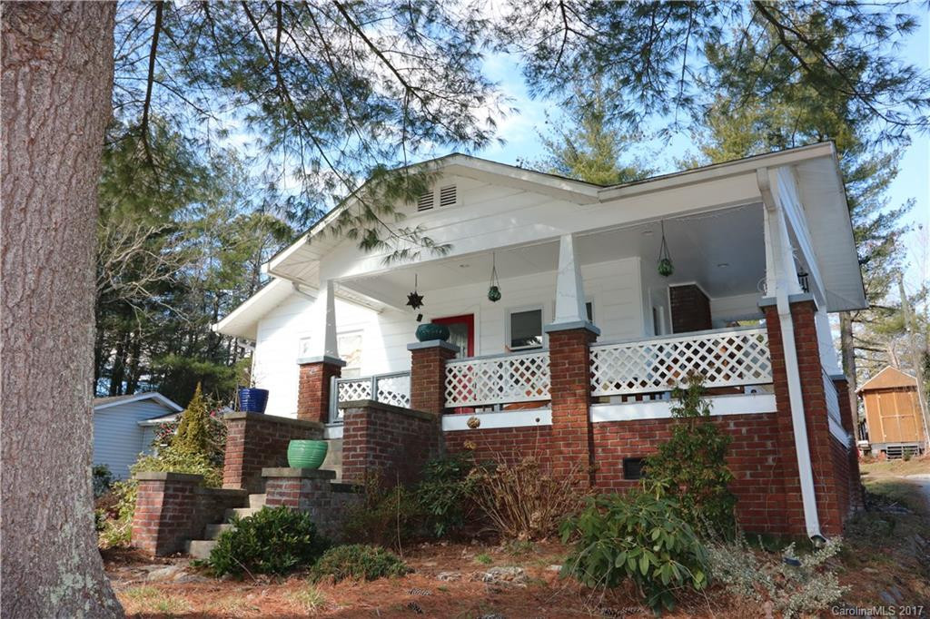 1207 Willow Road