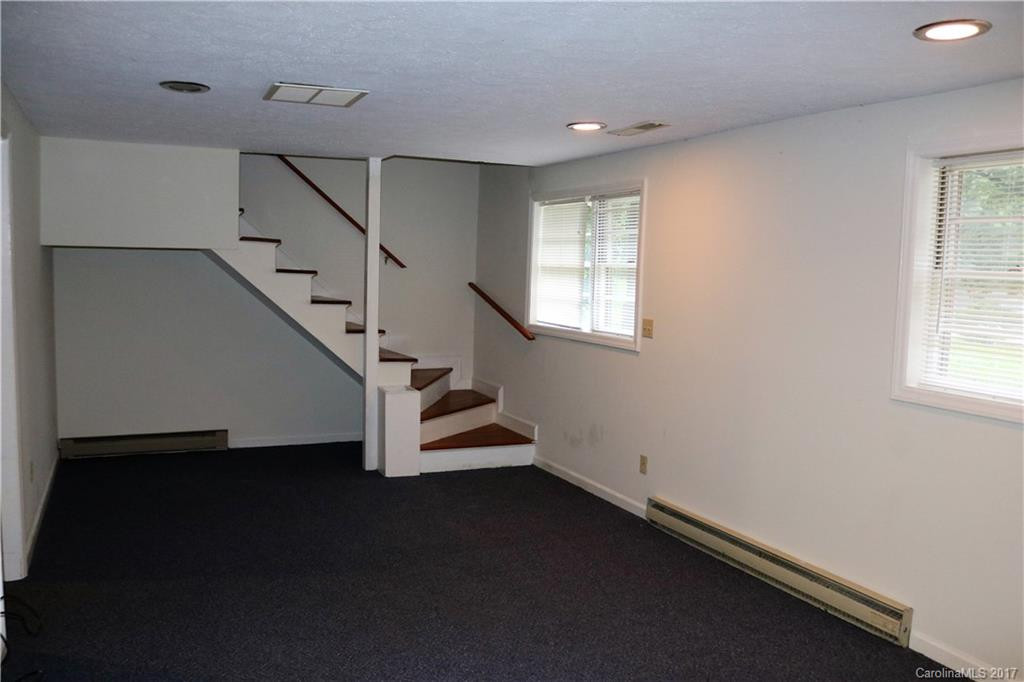 721 Rhodes Park Drive - Photo 8