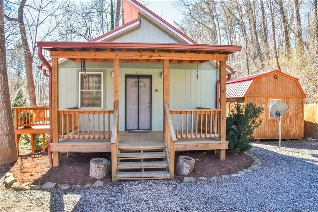477 Governors View Road