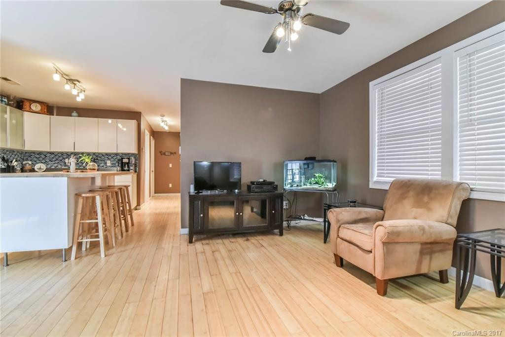 477 Governors View Road - Photo 8