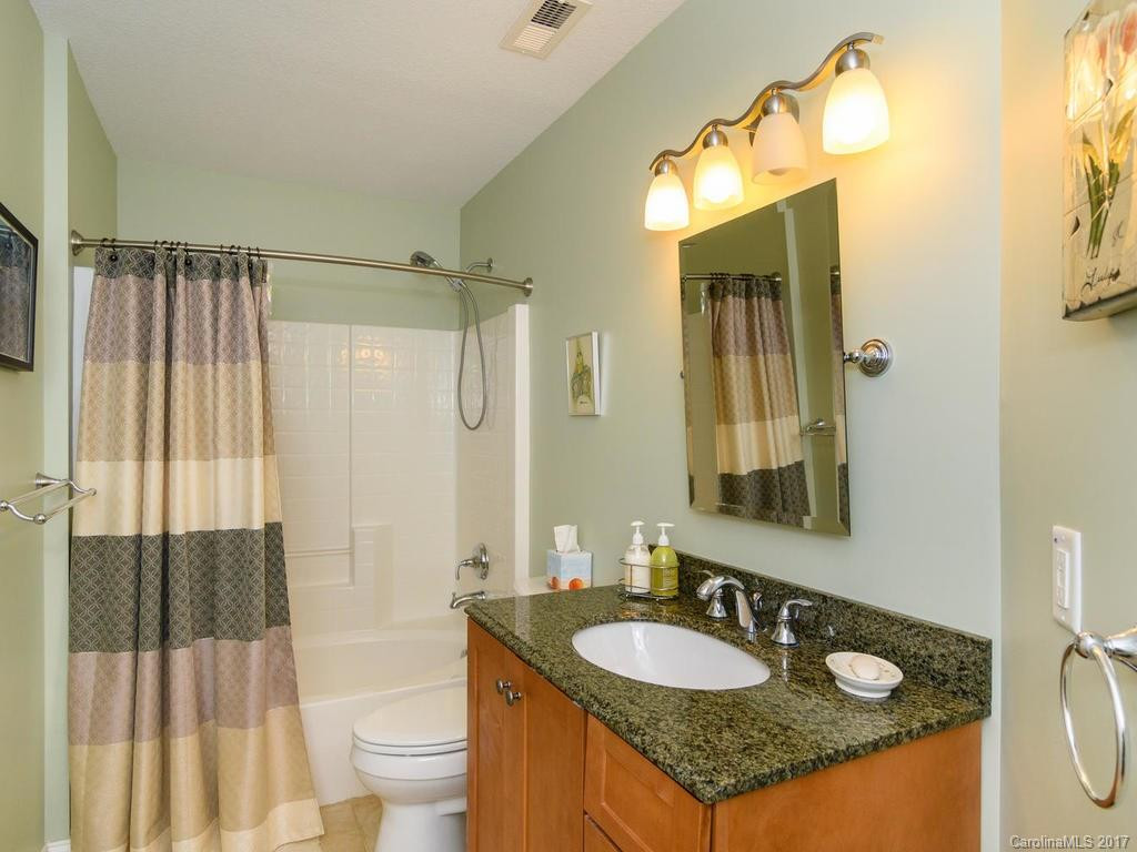 94 Oak Hollow Drive #31 - Photo 15