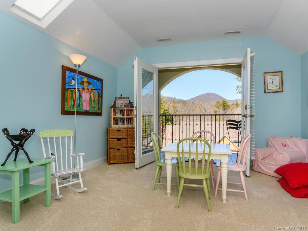 94 Oak Hollow Drive #31 - Photo 16