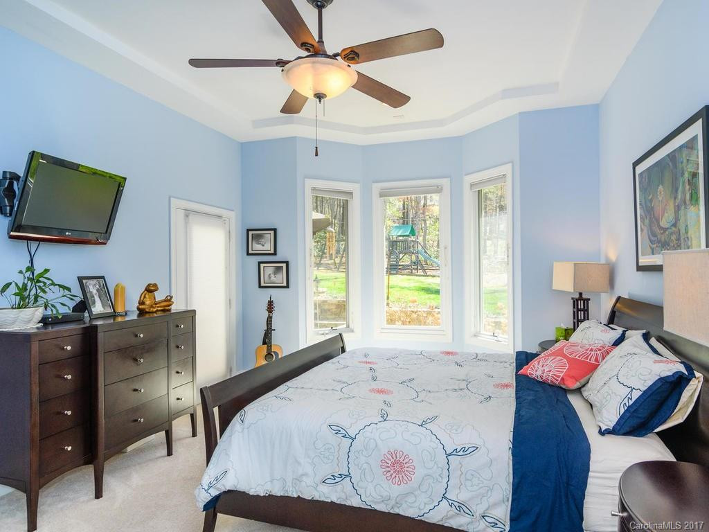 94 Oak Hollow Drive #31 - Photo 8