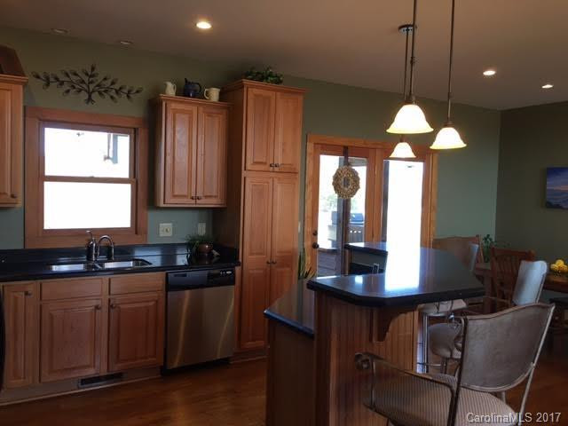 240 Emerald Parkway - Photo 13