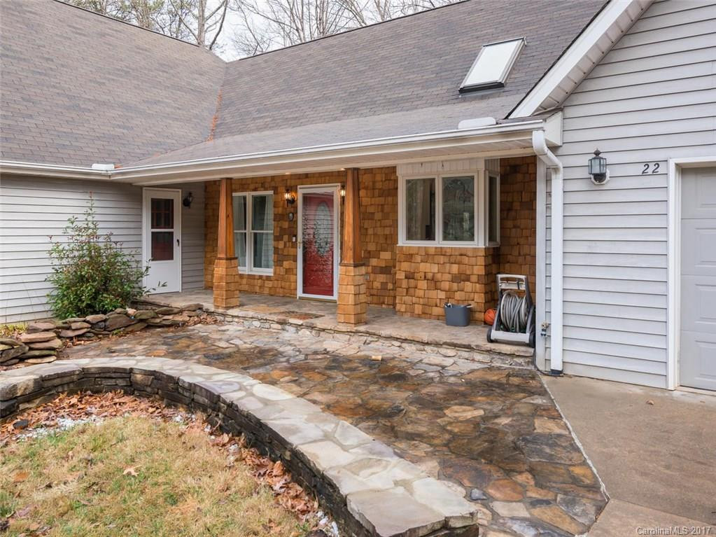 22 Cornelia Lane - Photo 2