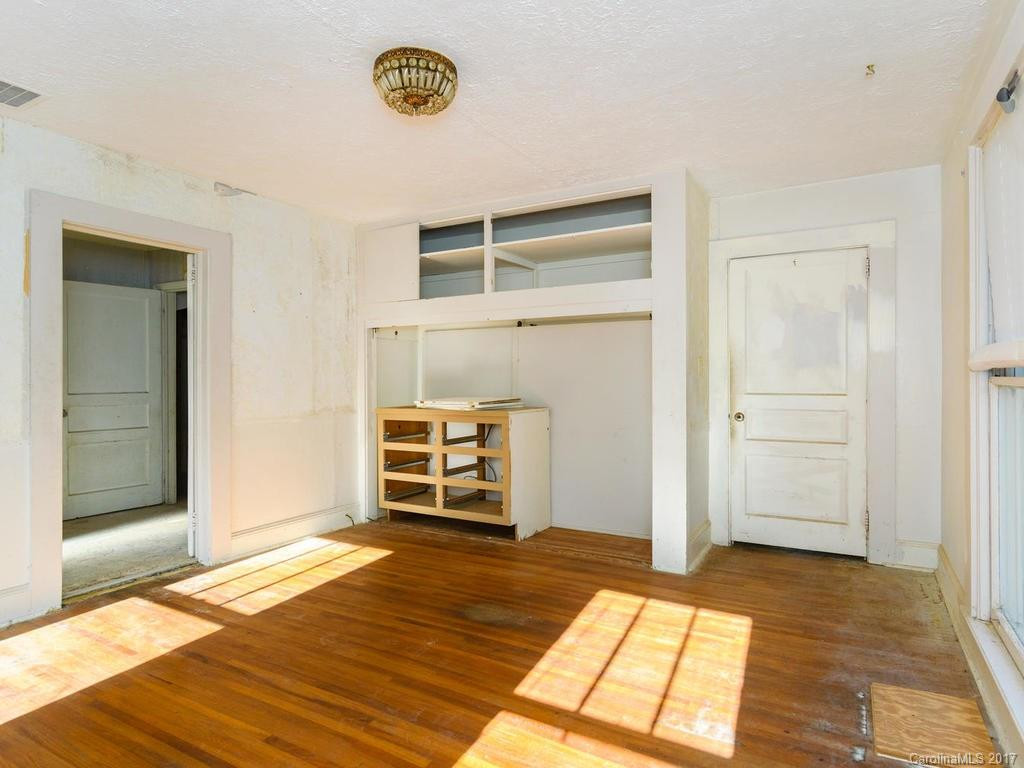 503 Lake Drive - Photo 13