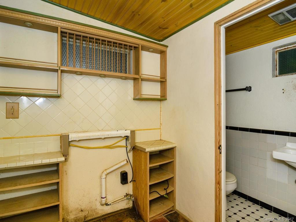 503 Lake Drive - Photo 19