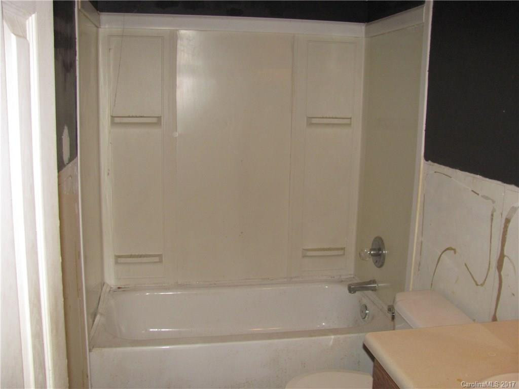 110 Chestnut Cove Road - Photo 12