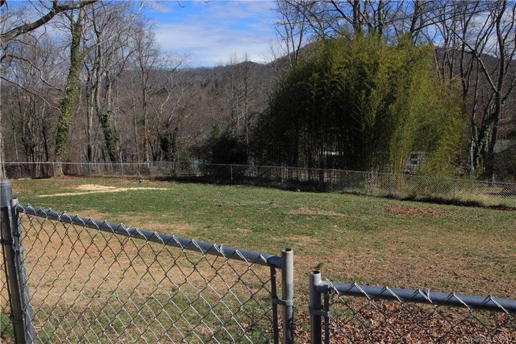 33 Skyland Circle - Photo 14