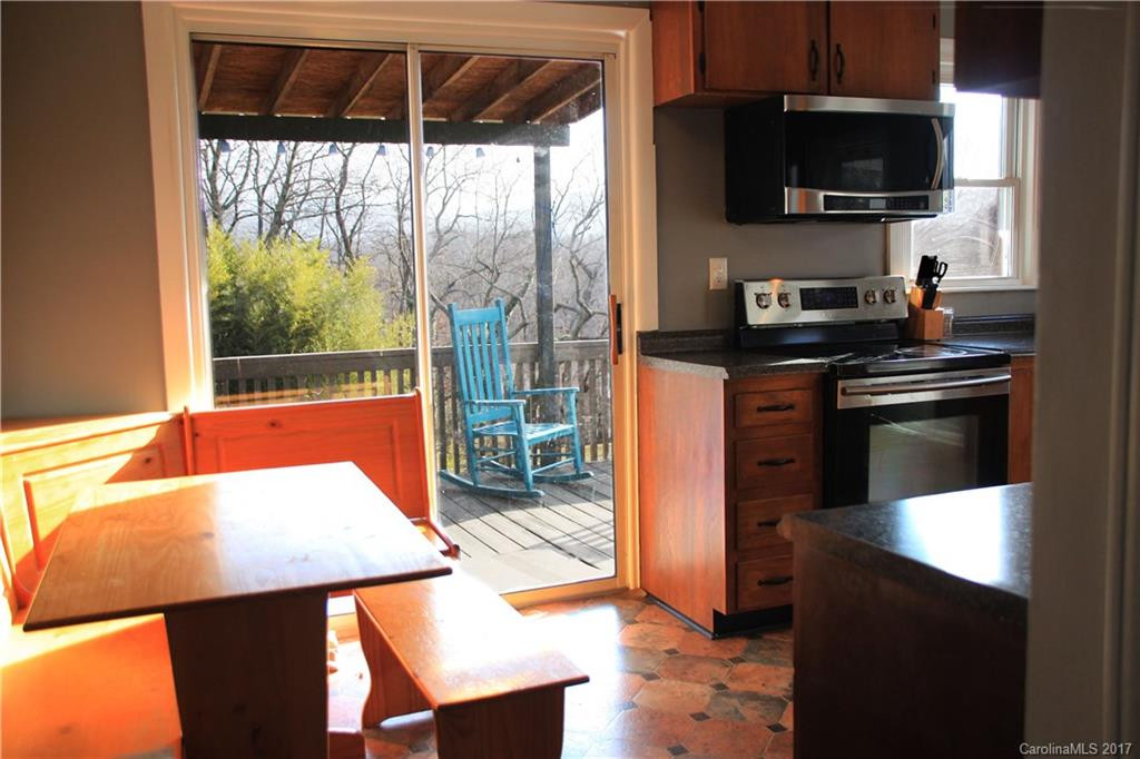 33 Skyland Circle - Photo 6