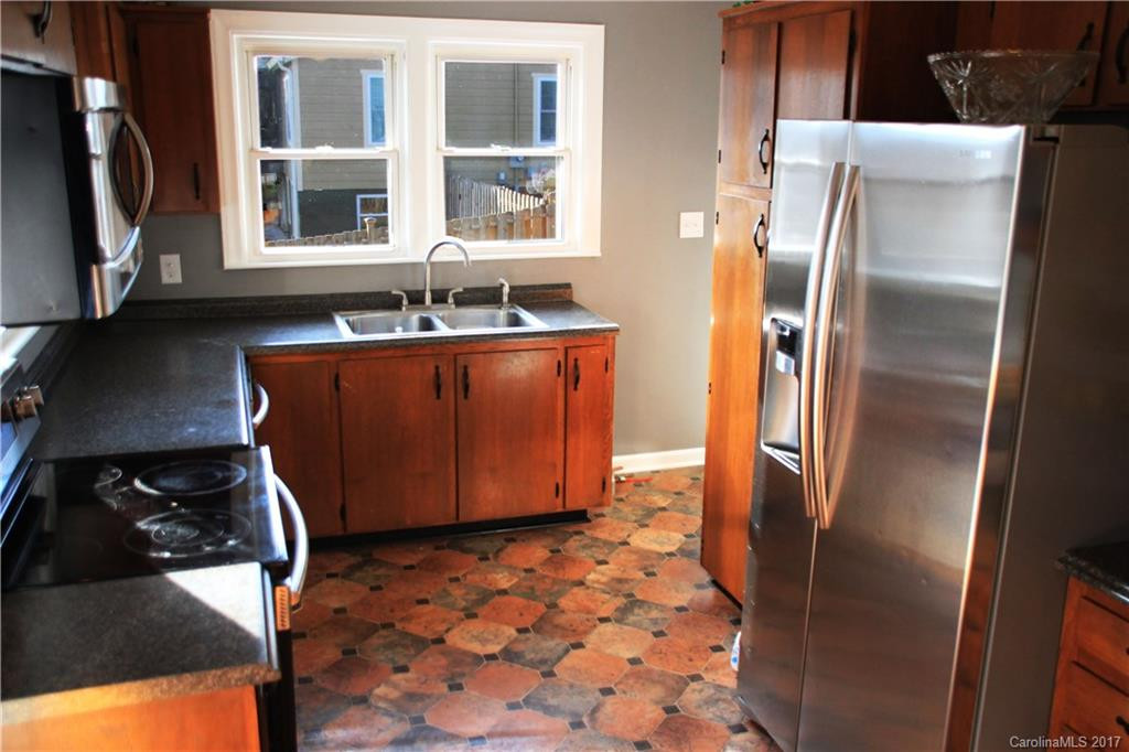33 Skyland Circle - Photo 8