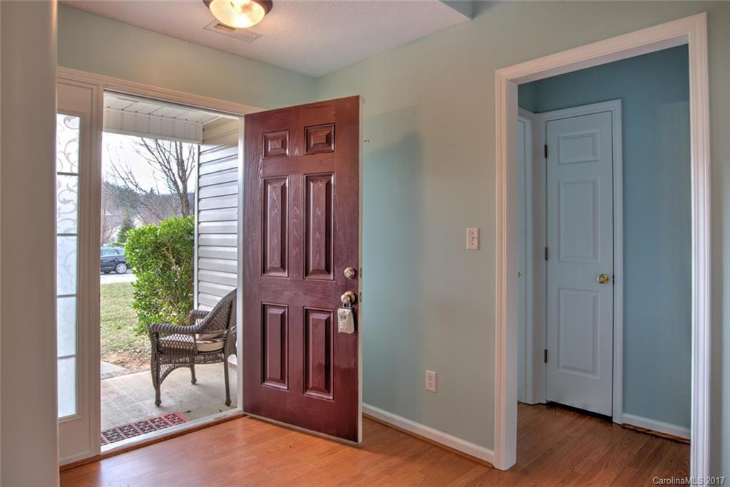 313 Running Briar Road - Photo 3