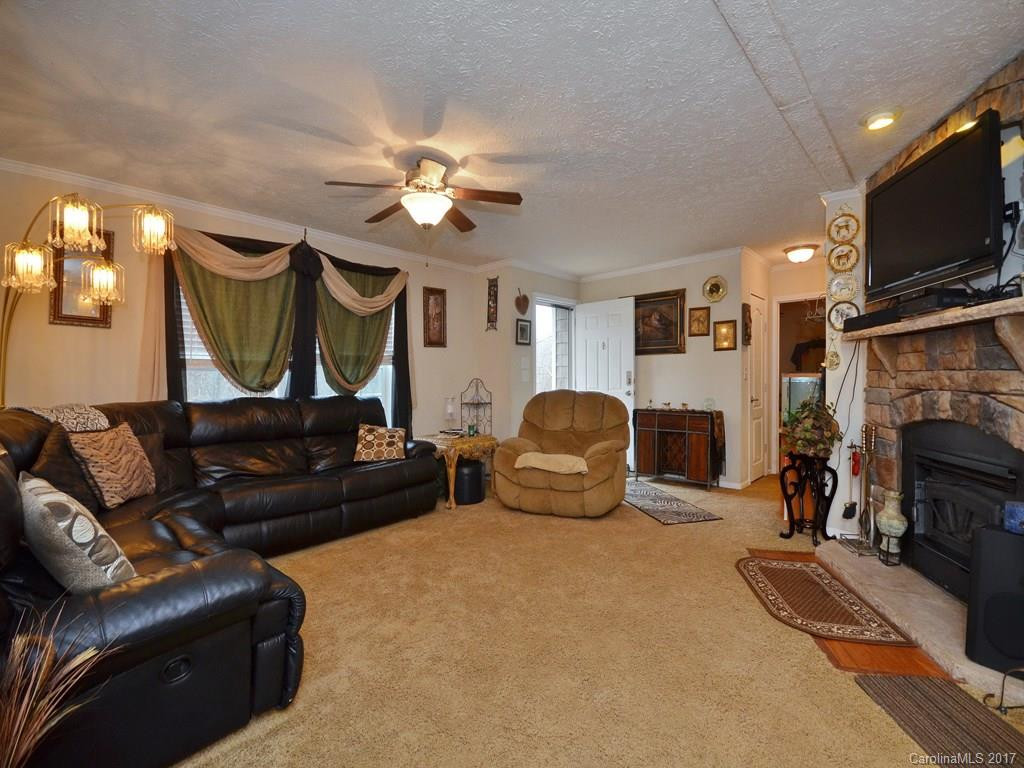148 Warren Creek Road - Photo 3