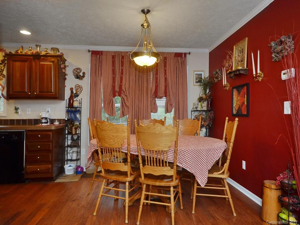 148 Warren Creek Road - Photo 4