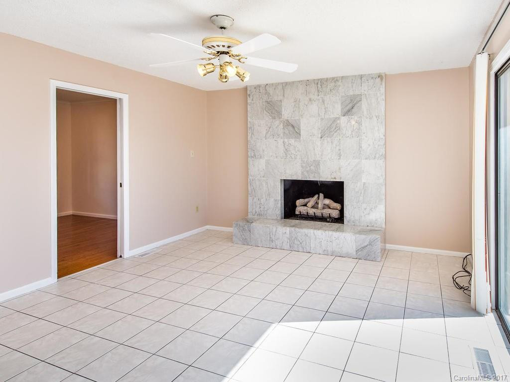 58 Braddock Way - Photo 4