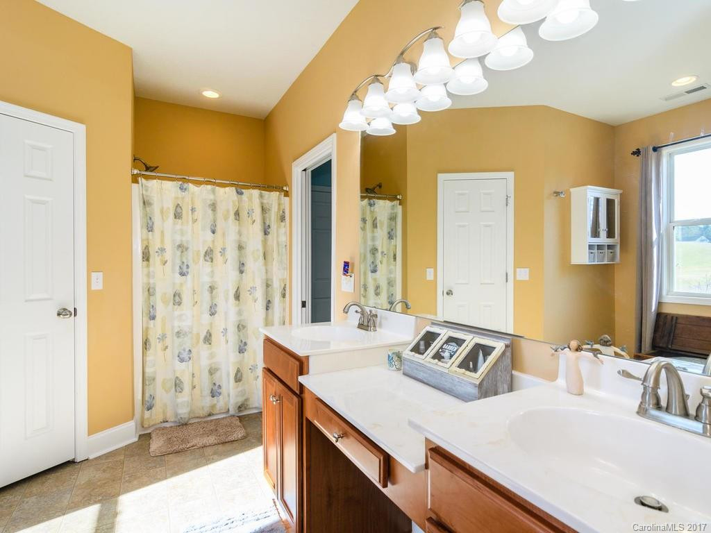 74 Rice Meadows - Photo 16