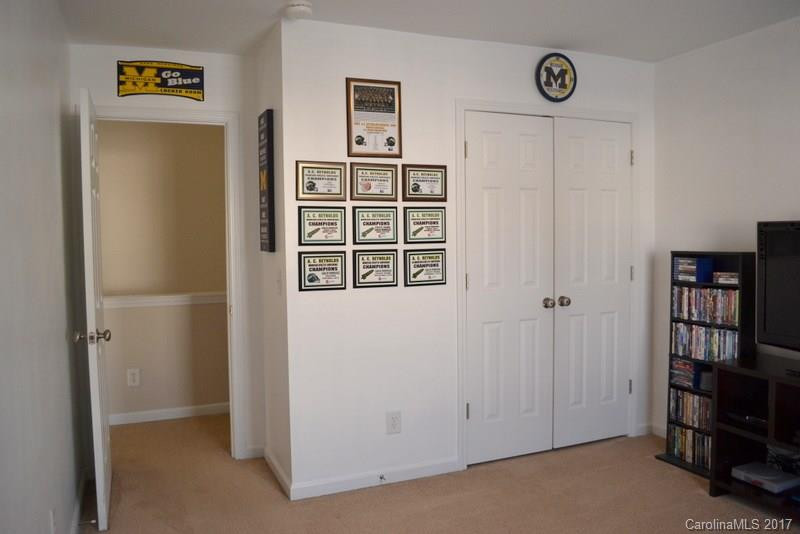 24 Amersham Lane #C-15 - Photo 17