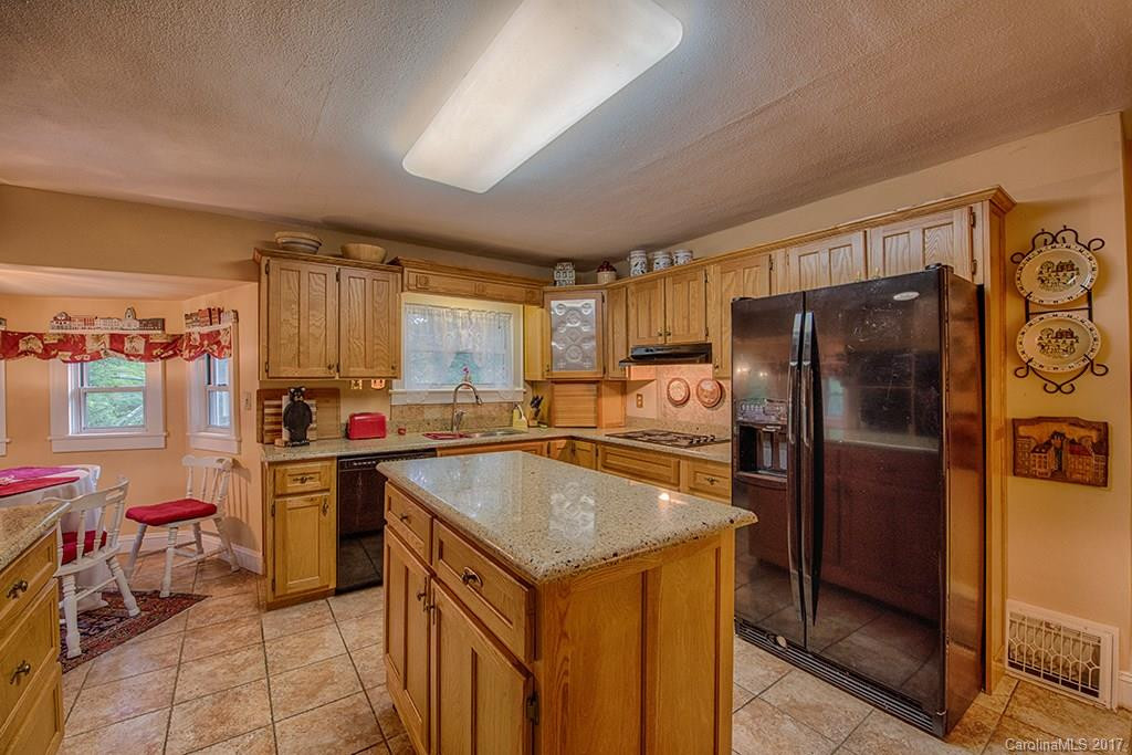 13 Greenview Drive - Photo 11