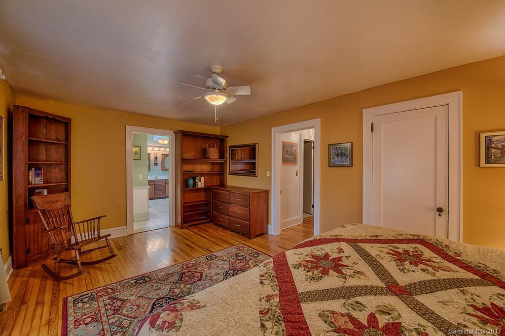 13 Greenview Drive - Photo 14