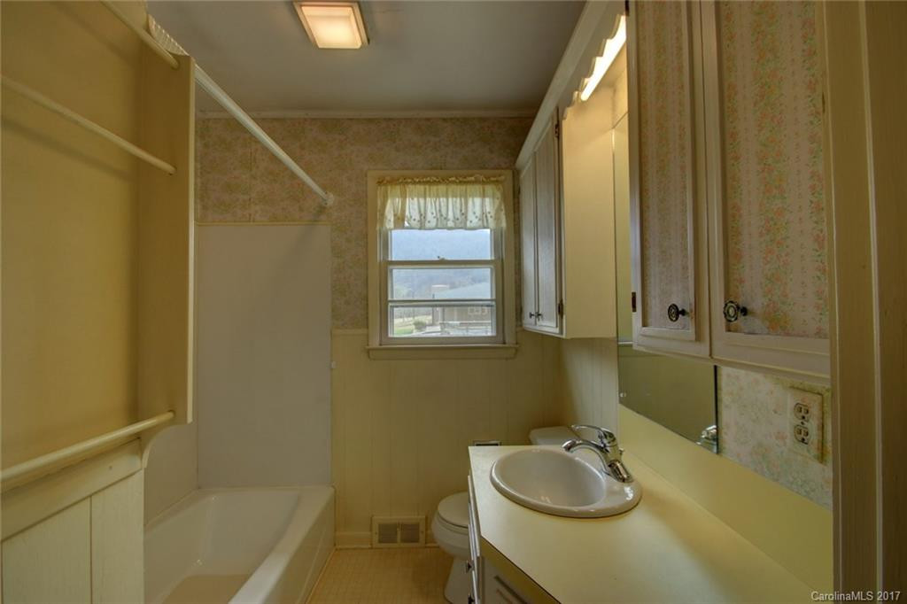 1050 Ratcliff Cove Road - Photo 14