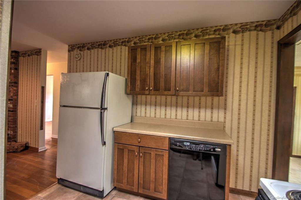 1050 Ratcliff Cove Road - Photo 7
