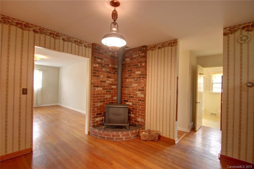 1050 Ratcliff Cove Road - Photo 8