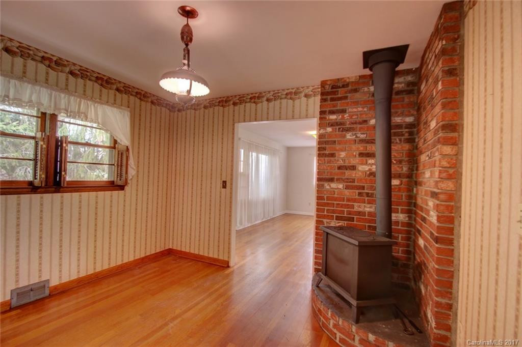 1050 Ratcliff Cove Road - Photo 9