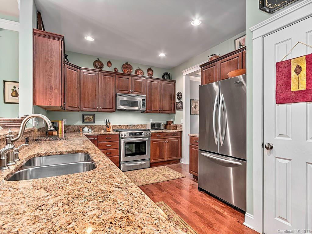 66 Greenwells Glory Drive - Photo 7