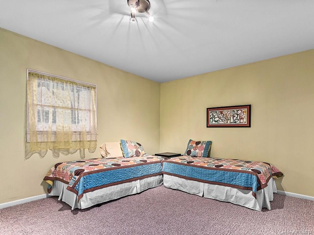 321 Sourwood Road - Photo 18