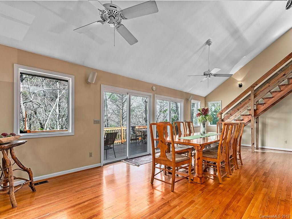 321 Sourwood Road - Photo 5