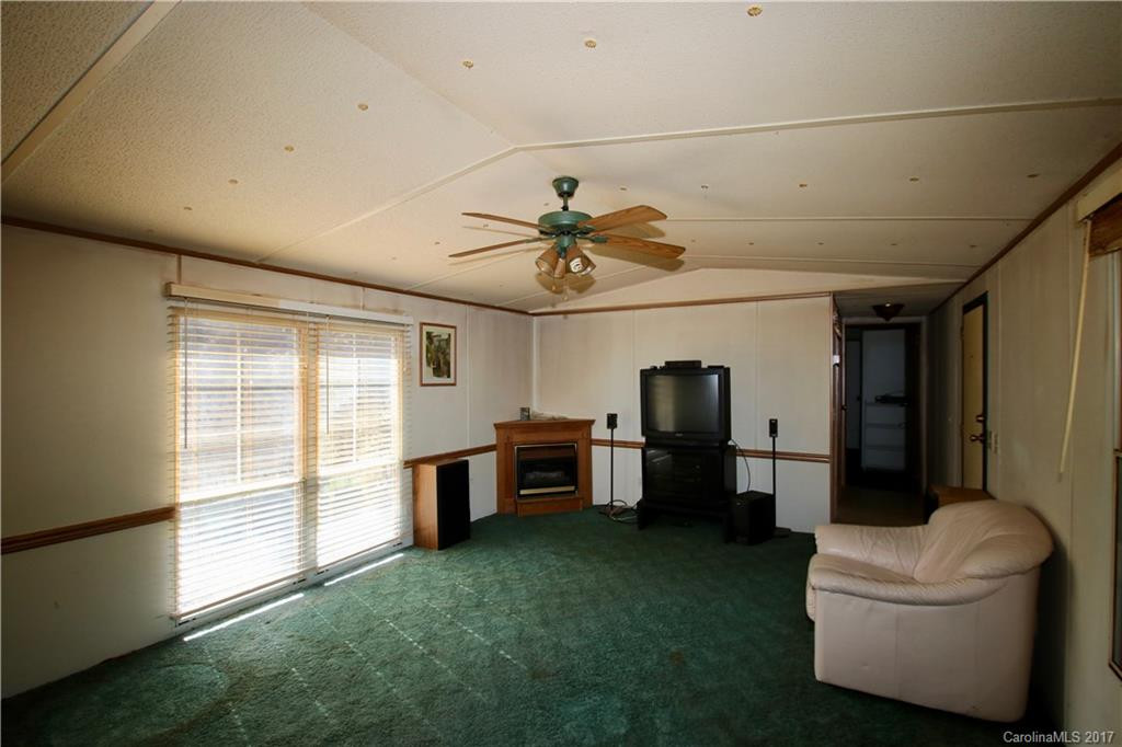 16 Hathaway Lane #76 - Photo 6
