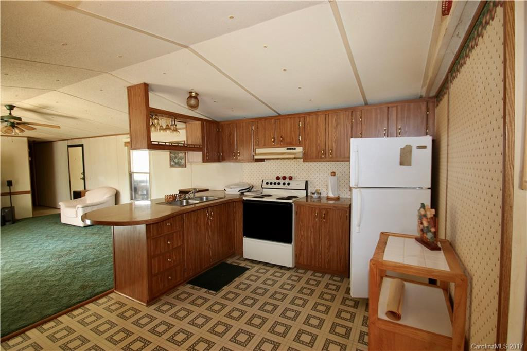 16 Hathaway Lane #76 - Photo 9