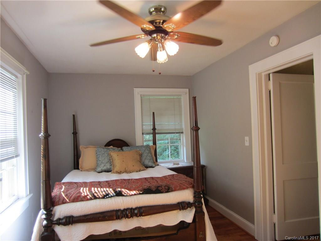309 Sunset Drive - Photo 14