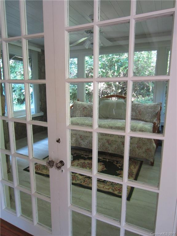 309 Sunset Drive - Photo 9