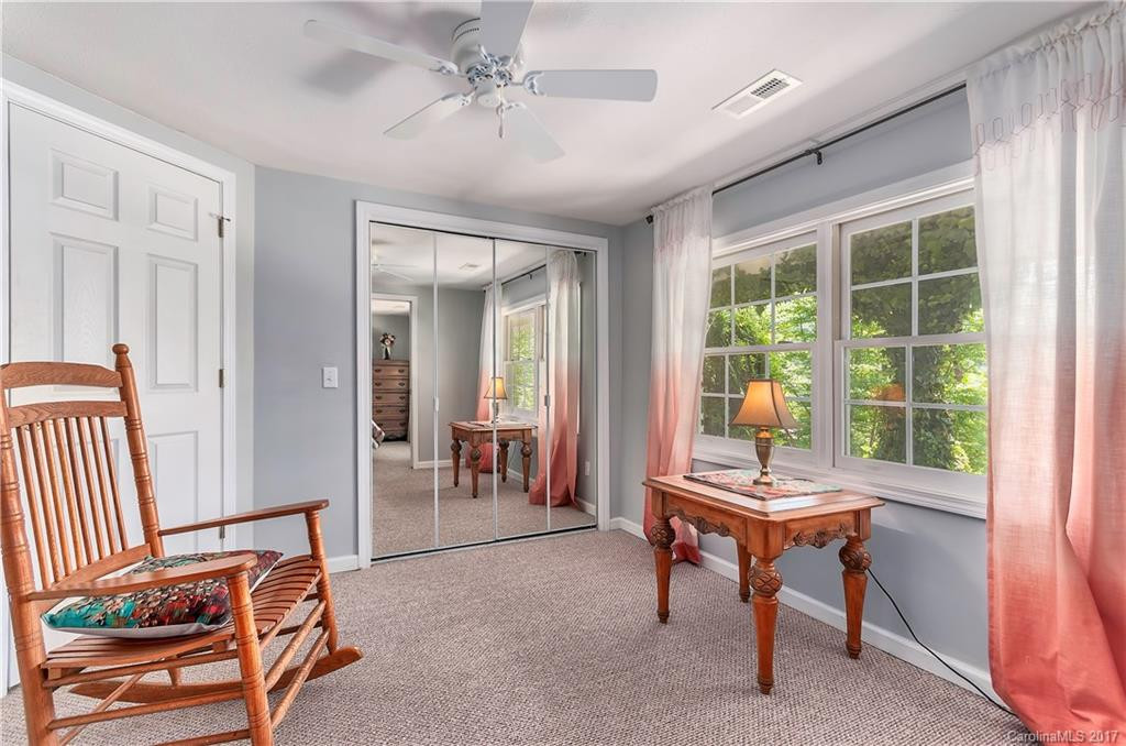 522 Highview Drive - Photo 18