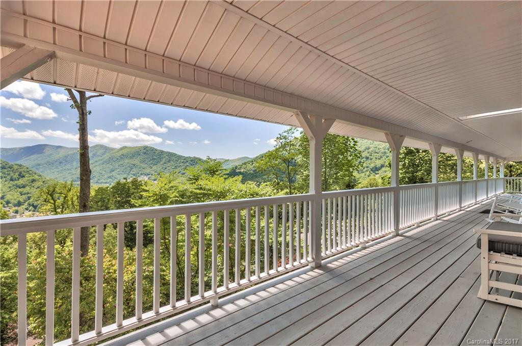 522 Highview Drive - Photo 3