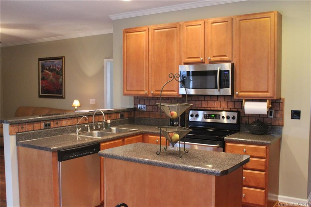 34 Yorktown Circle #. - Photo 17
