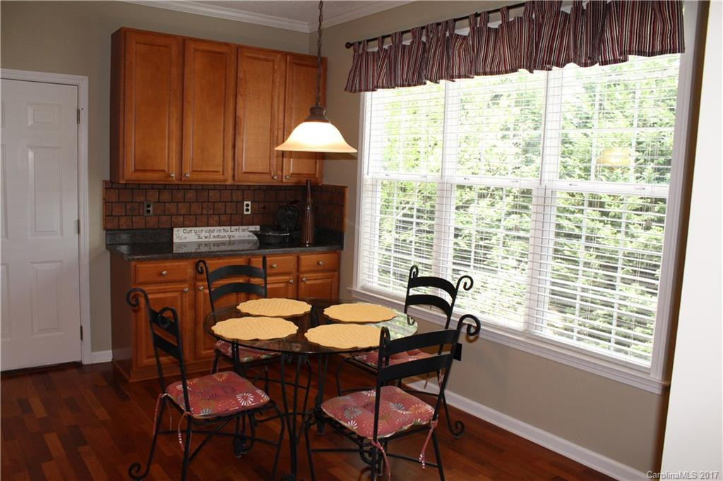 34 Yorktown Circle #. - Photo 4