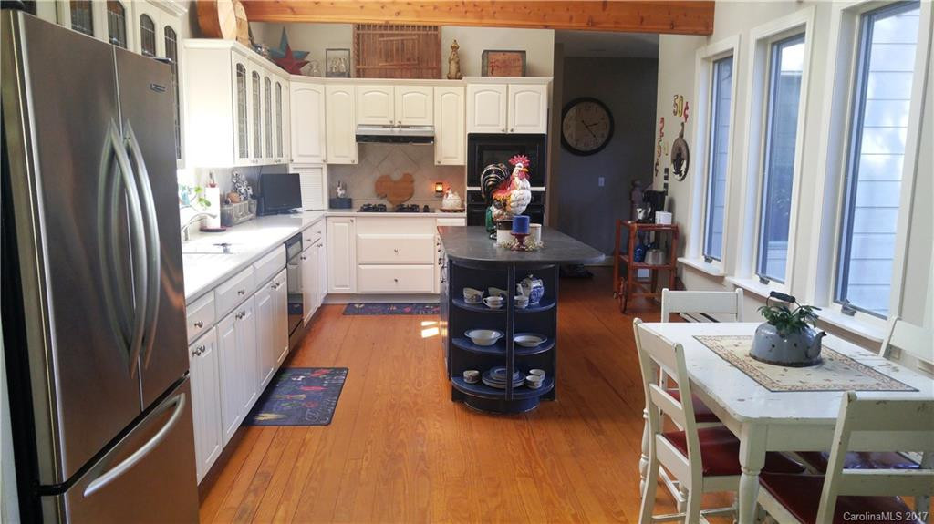 7136 Rhododendron Drive - Photo 2