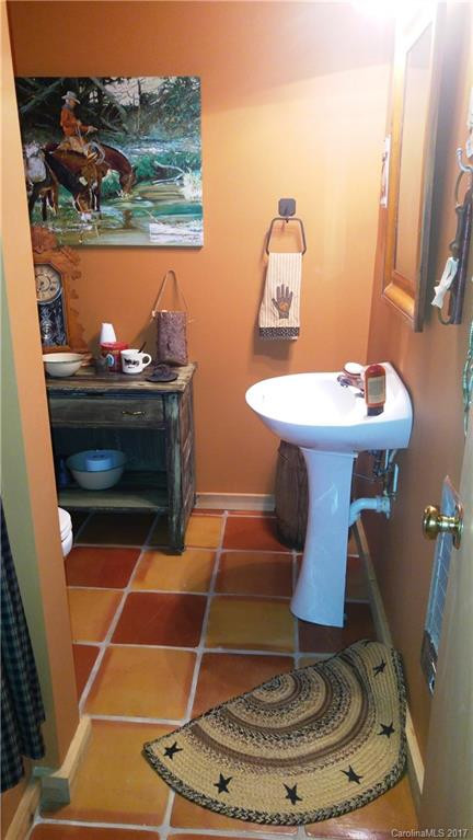 7136 Rhododendron Drive - Photo 17