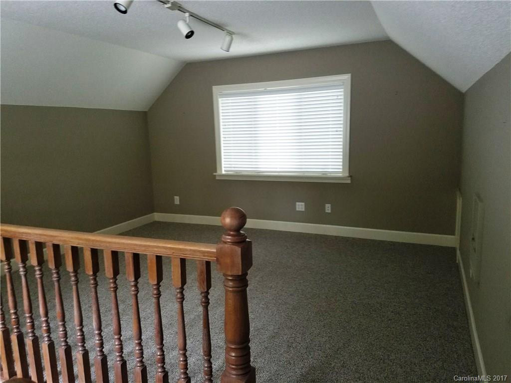 7136 Rhododendron Drive - Photo 20