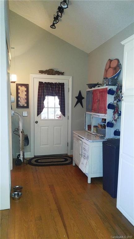 7136 Rhododendron Drive - Photo 4