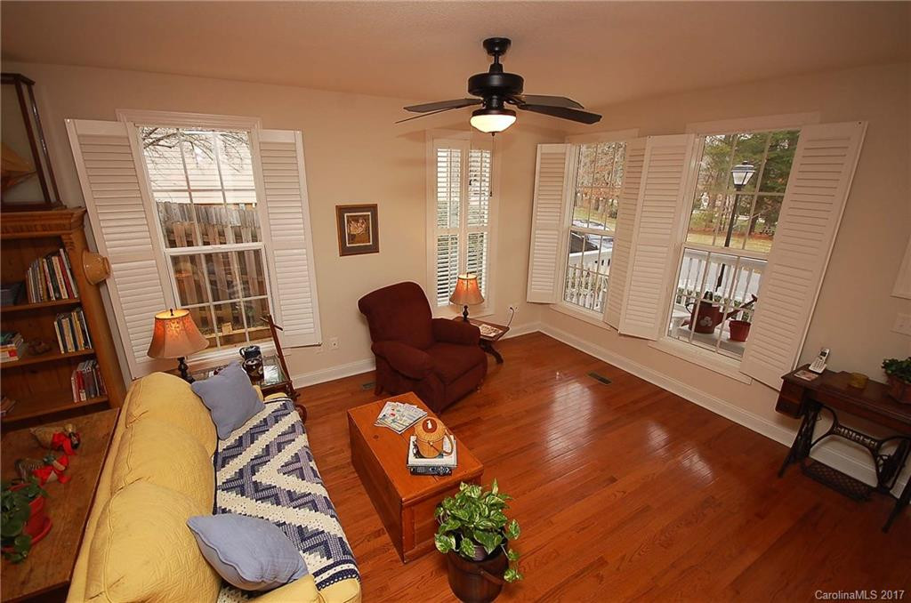 108 Village Greenway Way - Photo 11